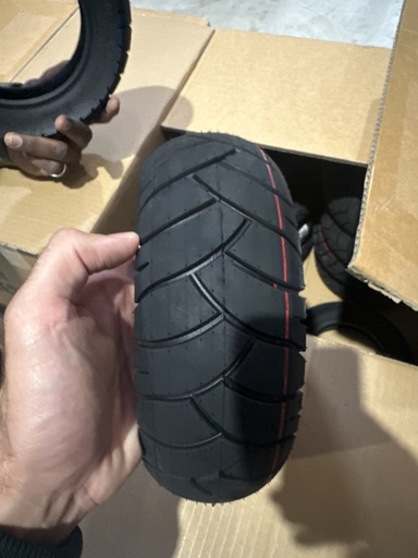 [RSP110043001] Pneu 80/65 - 6 serpent Dualtron Victor